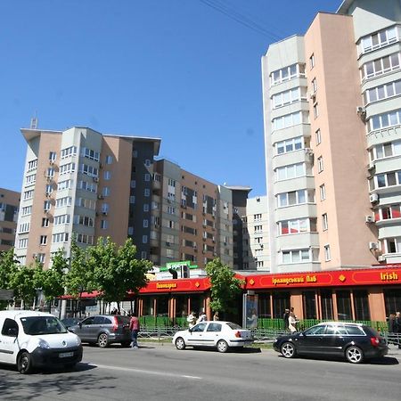 קייב Inn Home Apartments - Livoberezhna מראה חיצוני תמונה