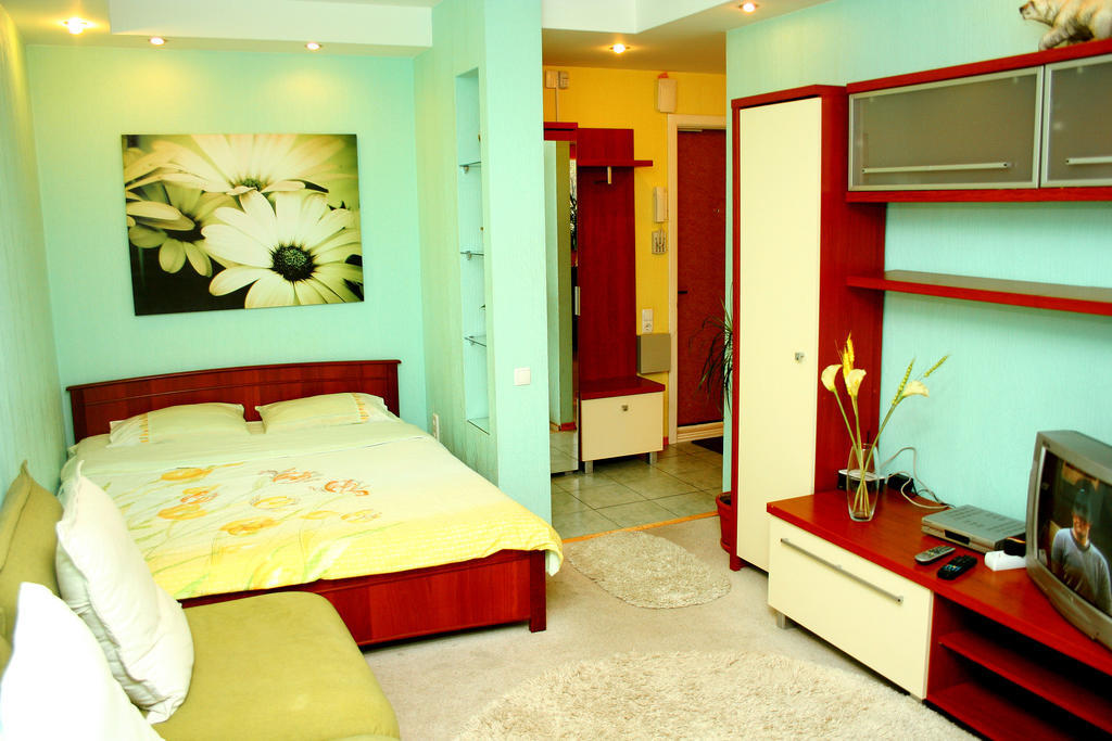 קייב Inn Home Apartments - Livoberezhna מראה חיצוני תמונה