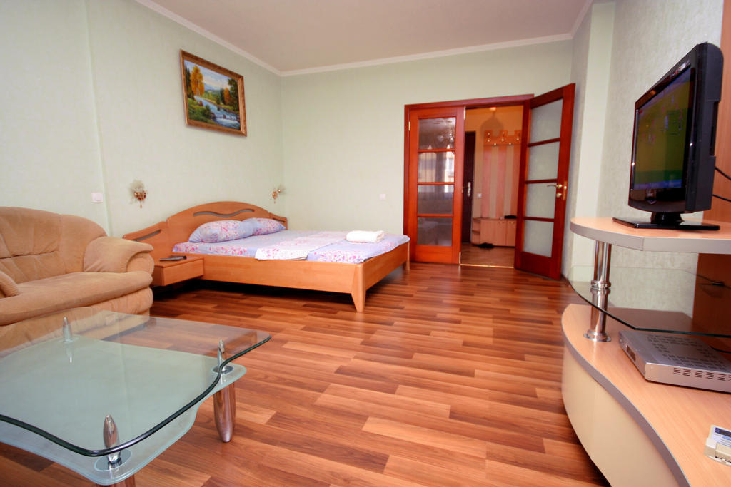 קייב Inn Home Apartments - Livoberezhna חדר תמונה