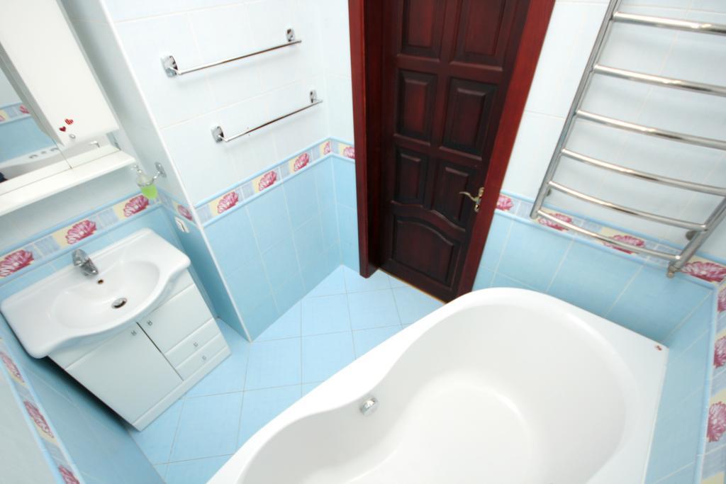 קייב Inn Home Apartments - Livoberezhna מראה חיצוני תמונה