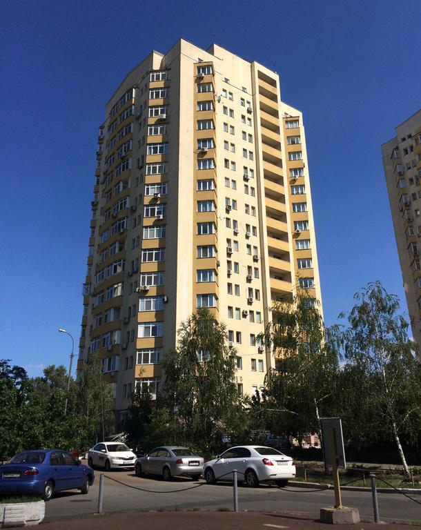 קייב Inn Home Apartments - Livoberezhna מראה חיצוני תמונה