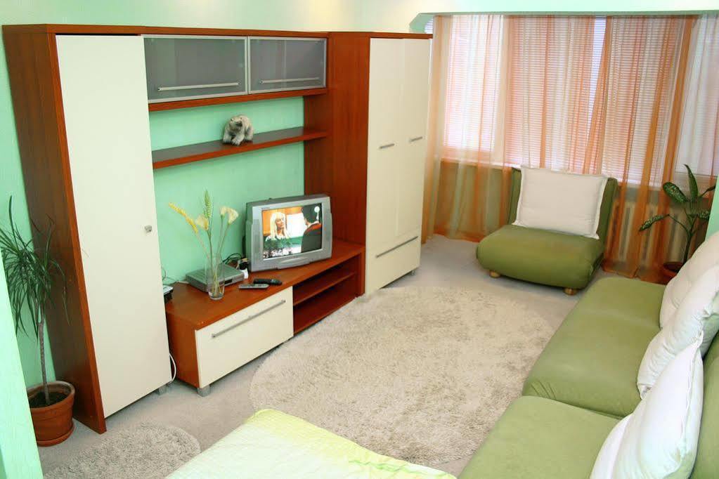 קייב Inn Home Apartments - Livoberezhna מראה חיצוני תמונה