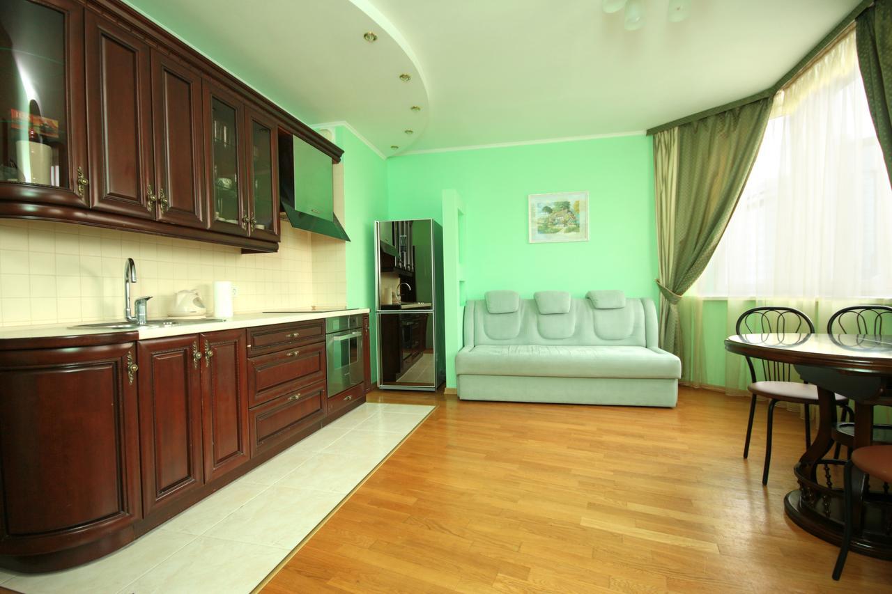 קייב Inn Home Apartments - Livoberezhna מראה חיצוני תמונה