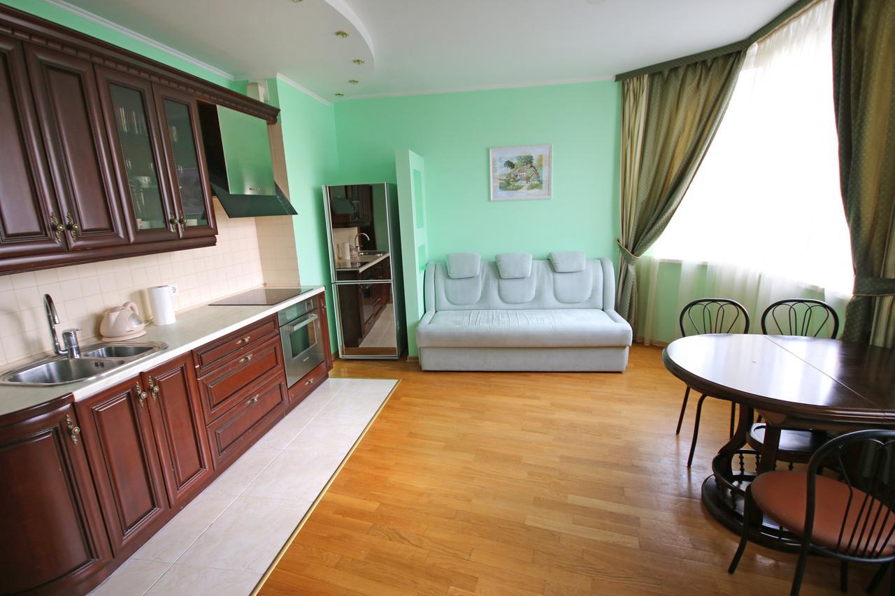 קייב Inn Home Apartments - Livoberezhna מראה חיצוני תמונה