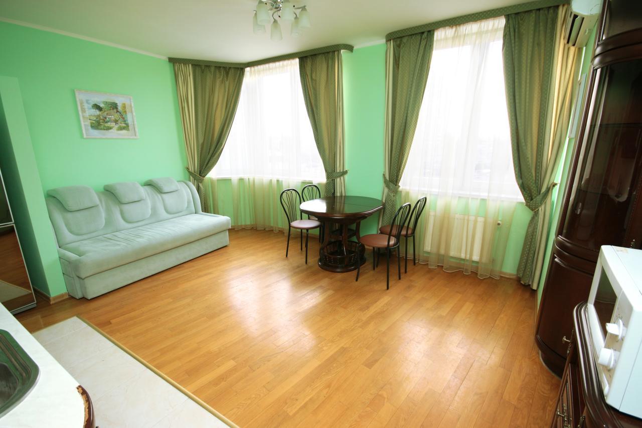קייב Inn Home Apartments - Livoberezhna מראה חיצוני תמונה